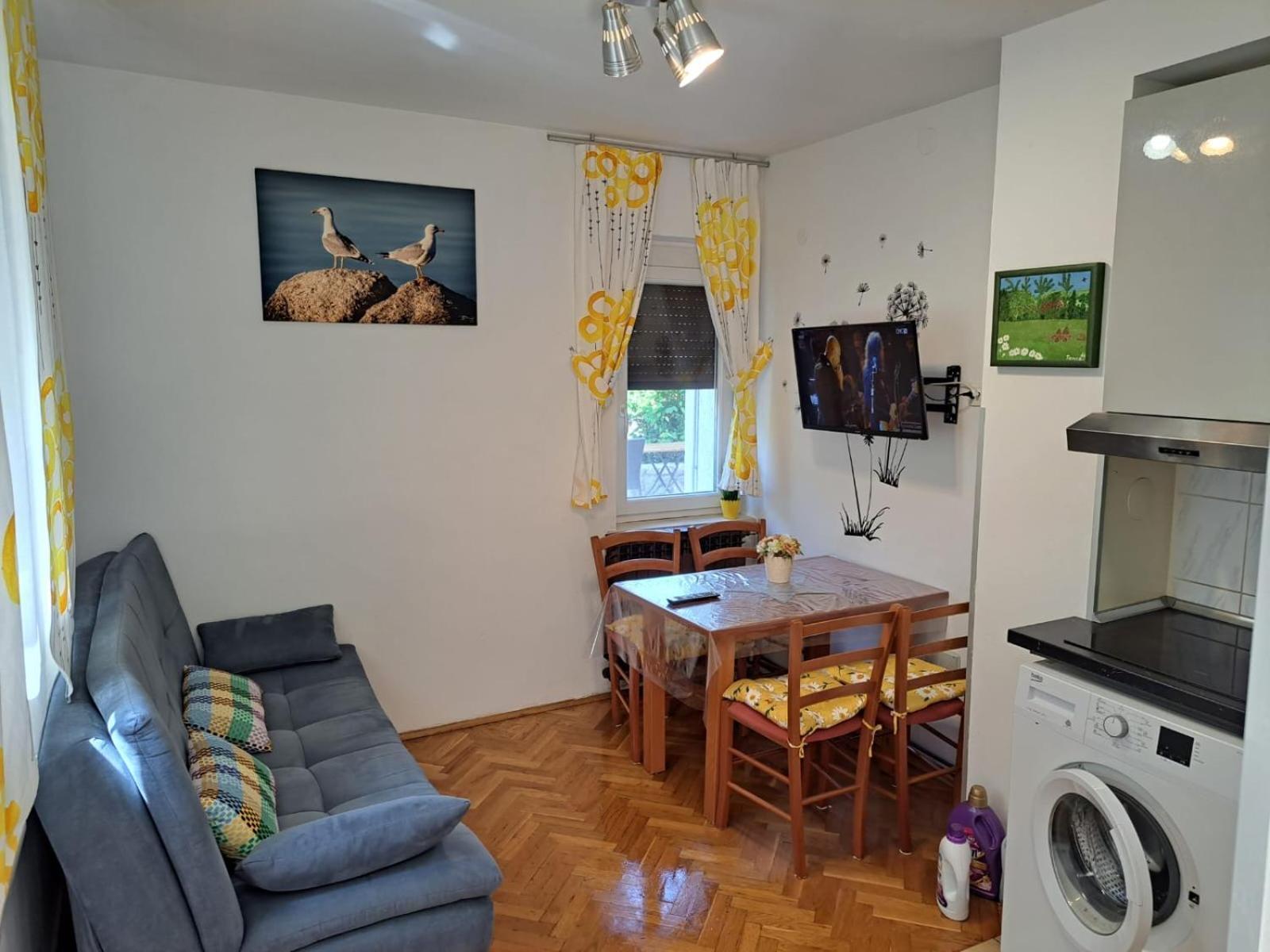 Apartments Jessica Крк Екстер'єр фото
